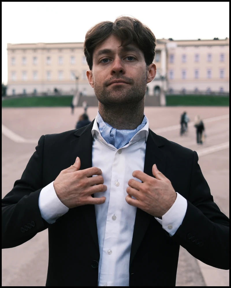 Ascot i lyseblå, modell Miami, photoshoot